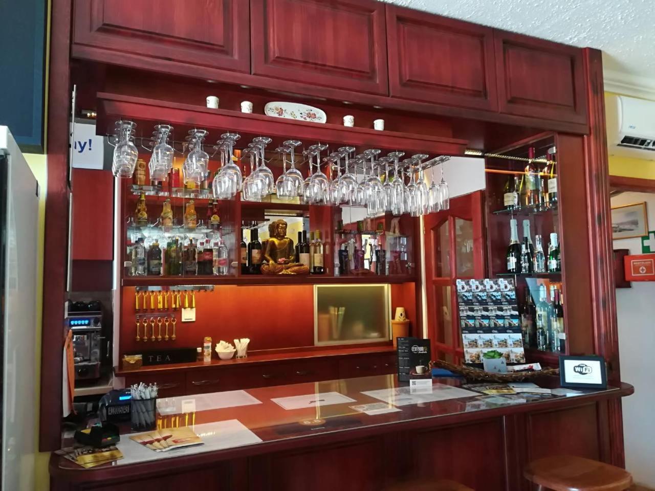 Centrum Panzio Сентендре Екстериор снимка
